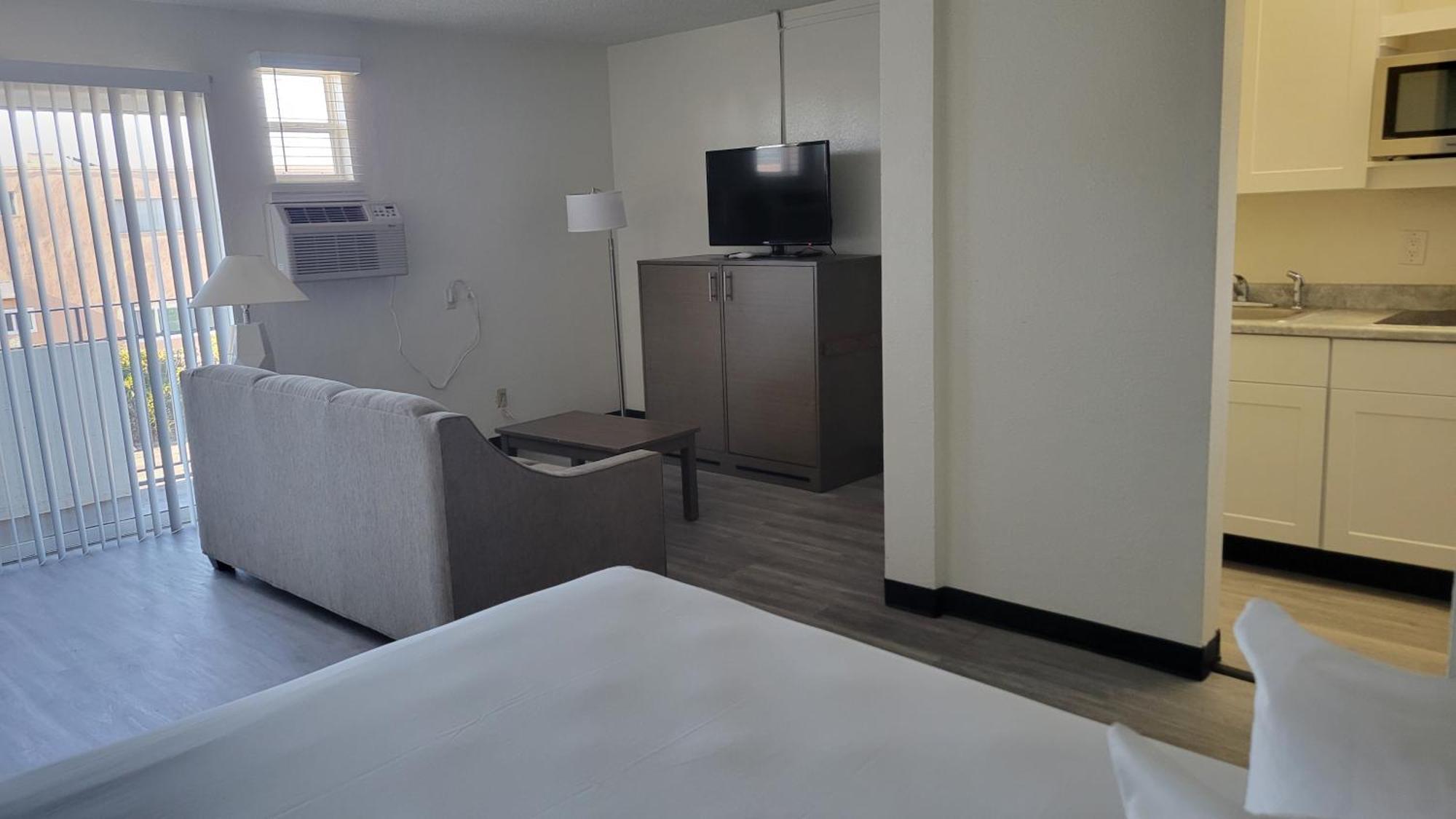 Mc Pacific Inn & Suites Torrance Ngoại thất bức ảnh